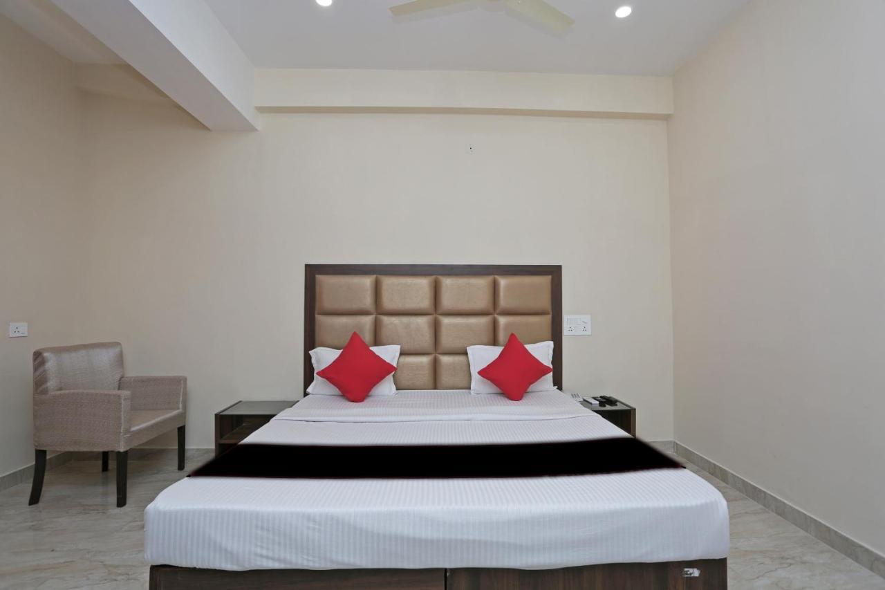 Capital O 37423 Golden Leaf Dehradun Exterior photo
