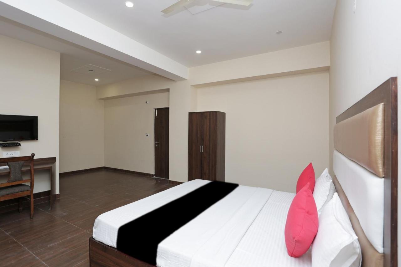 Capital O 37423 Golden Leaf Dehradun Exterior photo