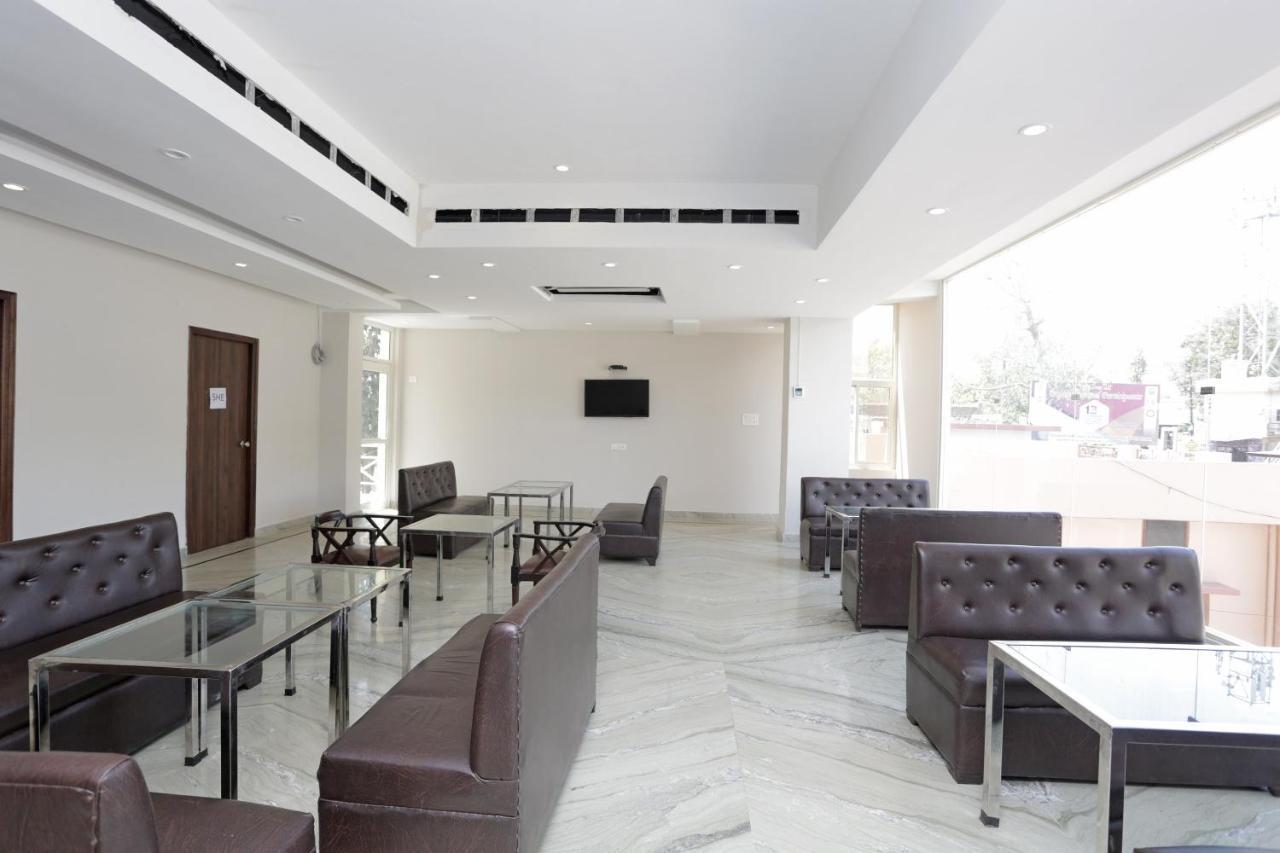 Capital O 37423 Golden Leaf Dehradun Exterior photo